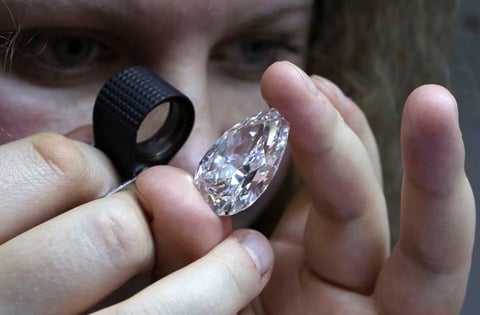 EU Imposes Sanctions on Alrosa, Russia's Largest Diamond Producer